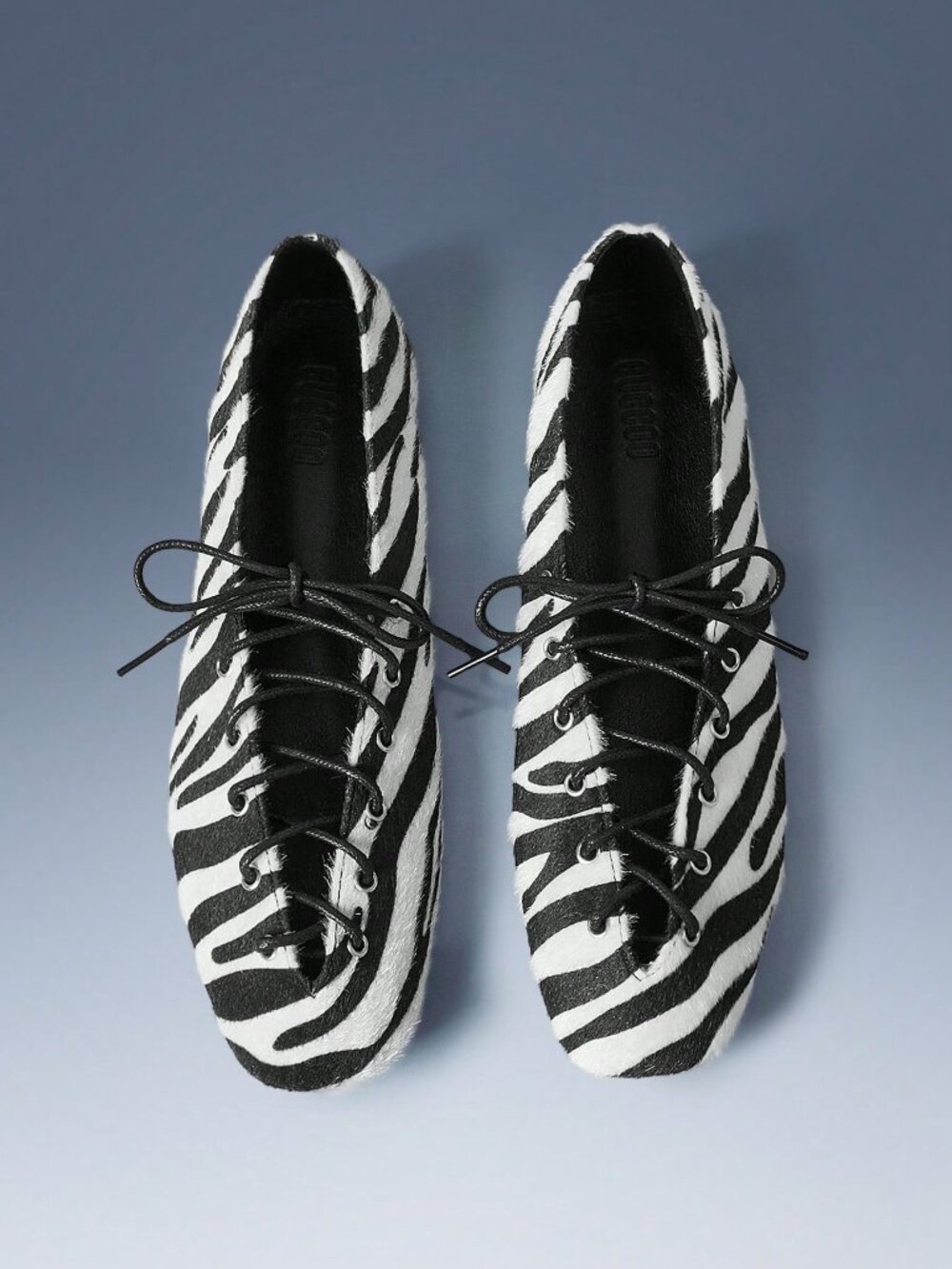 White Outdoor Women's Rivet Textured Lace-Up Round Toe Handmade Flat Shoes
